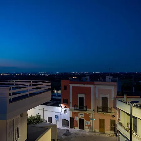 בית נופש Il Panoramico - Terrazza E Jacuzzi Neviano