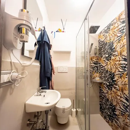 Il Panoramico - Terrazza E Jacuzzi Feriehus