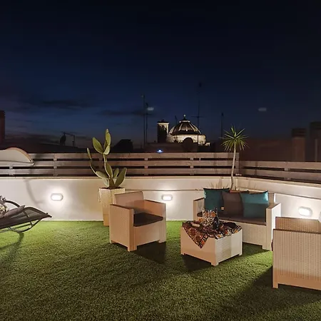 Il Panoramico - Terrazza E Jacuzzi Feriehus Neviano