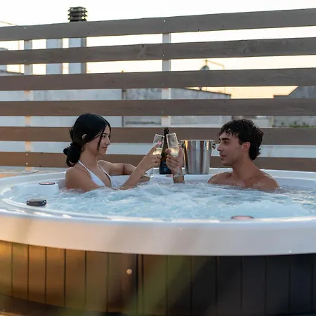 Il Panoramico - Terrazza E Jacuzzi Holiday home Neviano