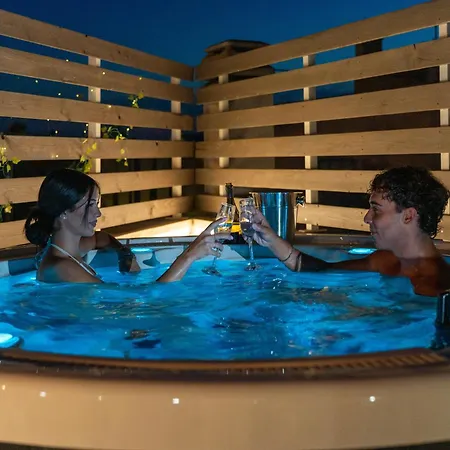 Prázdninový dům Il Panoramico - Terrazza E Jacuzzi Neviano