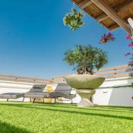 Il Panoramico - Terrazza E Jacuzzi Holiday home *