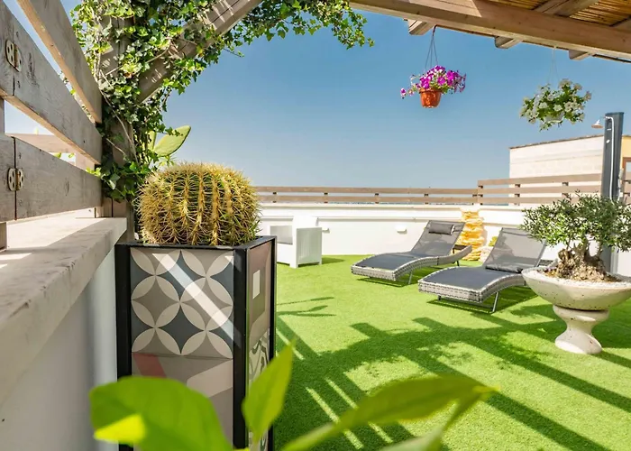 Il Panoramico - Terrazza E Jacuzzi 度假居 *